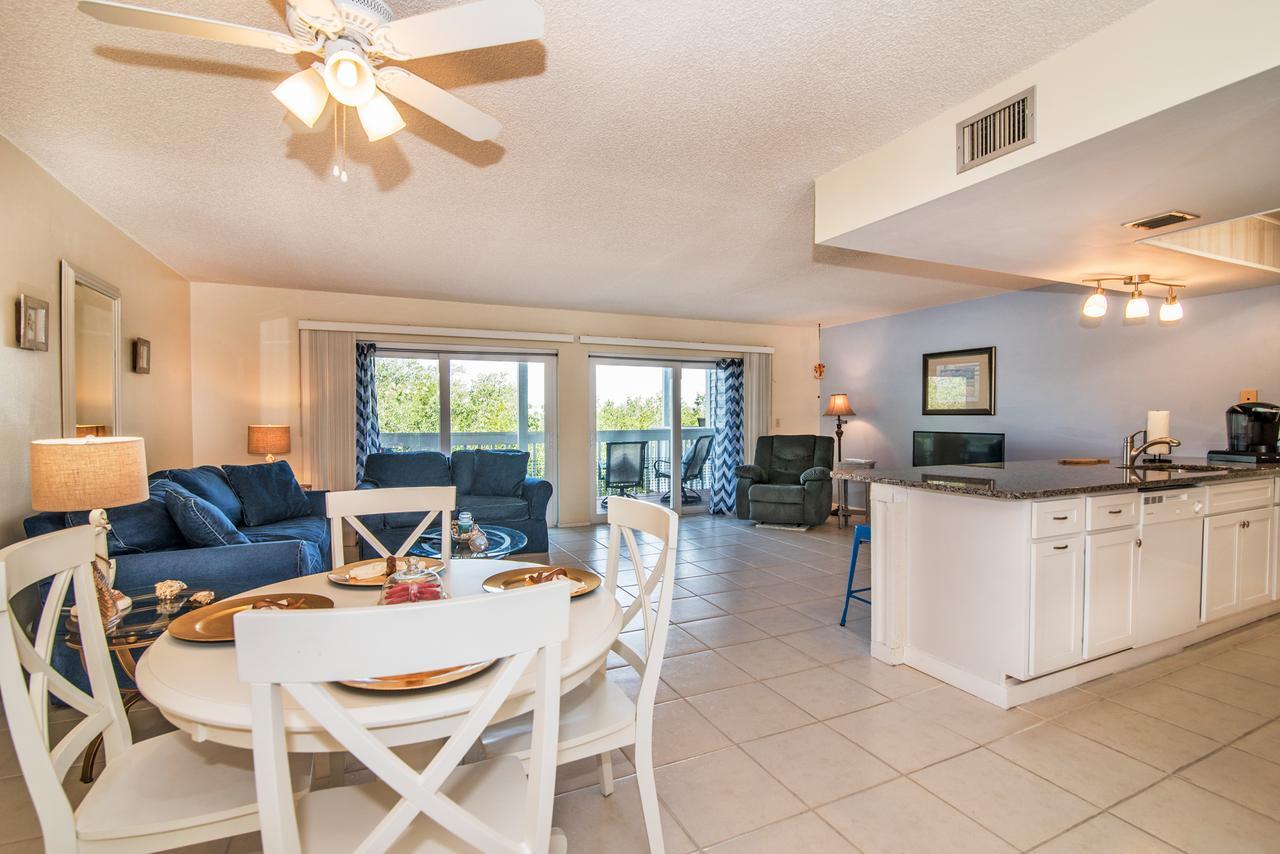 Intercoastal Beach Suite Clearwater Exterior photo